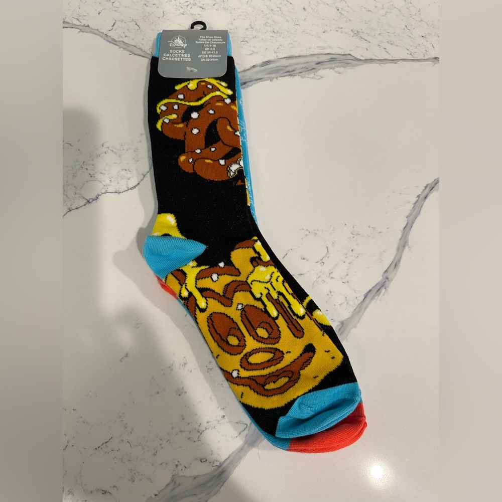 2 Pairs of Disney Socks - Size 4-10 NWT